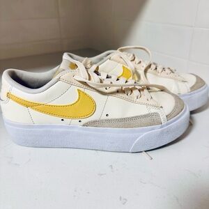 Nike Women's Cream and Yellow Sneakers